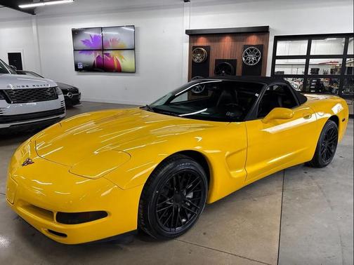 2003 Chevrolet Corvette Base