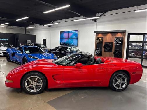 2004 Chevrolet Corvette Base