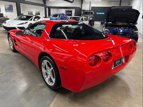 2002 Chevrolet Corvette Base