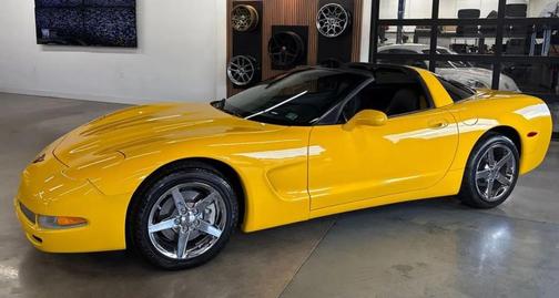 Millennium Yellow 2002 Chevrolet Corvette Base