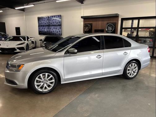 2014 Volkswagen Jetta Auto SE w/Connectivity