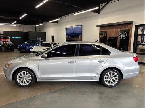 2014 Volkswagen Jetta Auto SE w/Connectivity