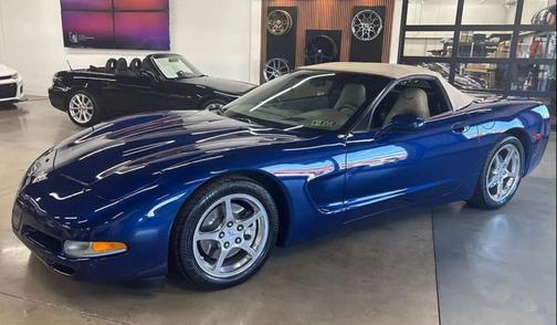 2004 Chevrolet Corvette Base