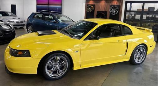 Zinc Yellow Clearcoat 2003 Ford Mustang GT