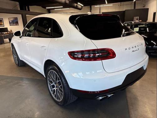 2017 Porsche Macan S