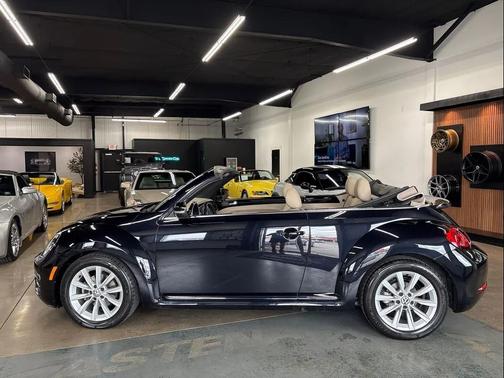 Black 2018 Volkswagen Beetle 2.0T S