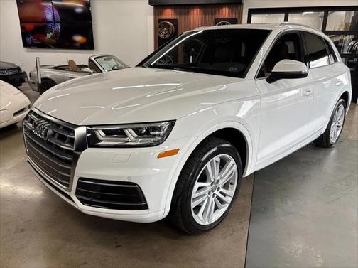 2018 Audi Q5 2.0T Premium Plus