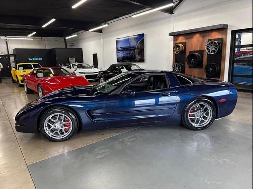 2000 Chevrolet Corvette Base