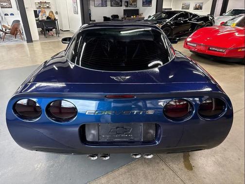 2000 Chevrolet Corvette Base