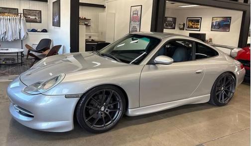 1999 Porsche 911 Carrera