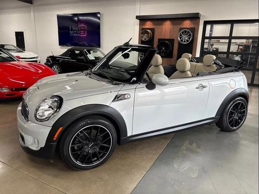 2014 MINI Convertible Cooper S