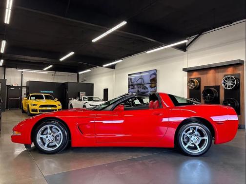 2002 Chevrolet Corvette Base