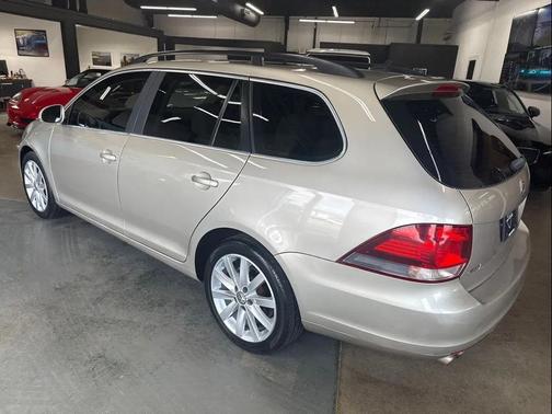 2014 Volkswagen Jetta SportWagen DSG TDI w/Sunroof & Nav