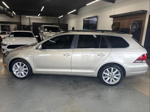 2014 Volkswagen Jetta SportWagen DSG TDI w/Sunroof & Nav