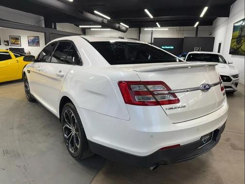 2015 Ford Taurus SHO