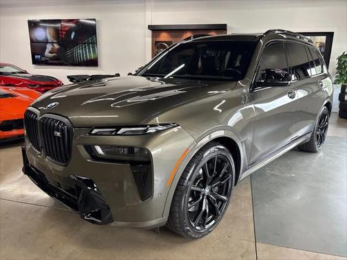 2024 BMW X7 M60i