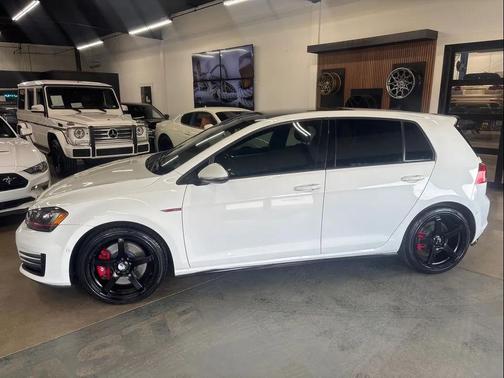 2016 Volkswagen Golf GTI 2.0T Autobahn w/Performance Package 4-Door