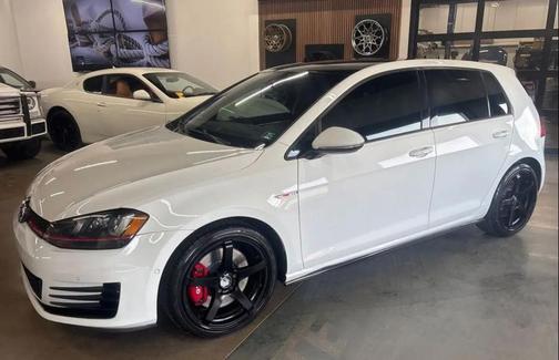 2016 Volkswagen Golf GTI 2.0T Autobahn w/Performance Package 4-Door