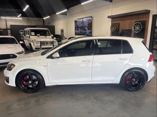 2016 Volkswagen Golf GTI 2.0T Autobahn w/Performance Package 4-Door