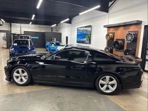 2013 Ford Mustang GT Premium