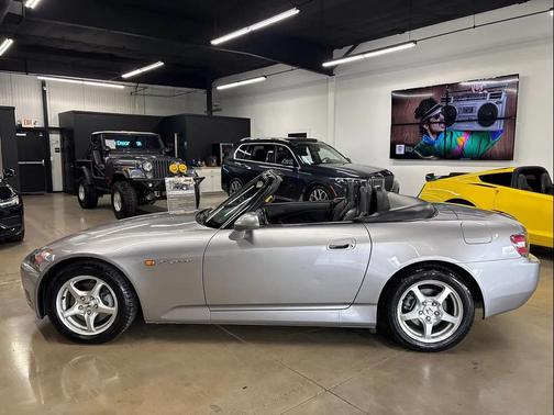 Silverstone Metallic 2001 Honda S2000 Base