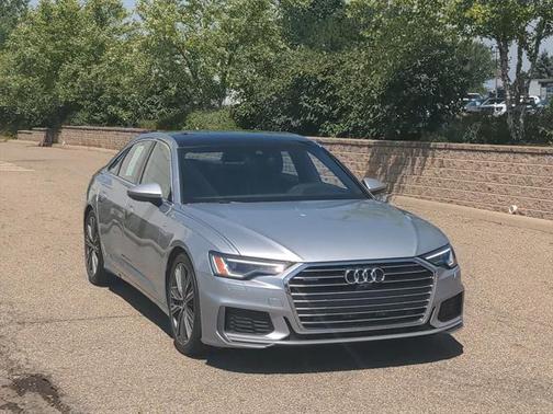 Photo 3 of 33 of 2019 Audi S5 3.0T Premium