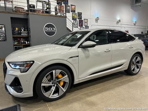 2022 Audi e-tron Sportback S line Prestige