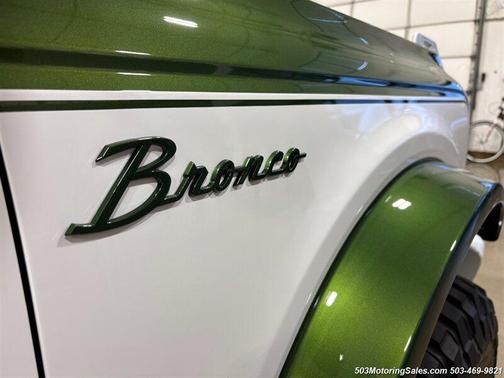 2022 Ford Bronco WildTrak- Retro Build