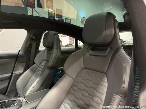 2022 Audi e-tron GT Prestige