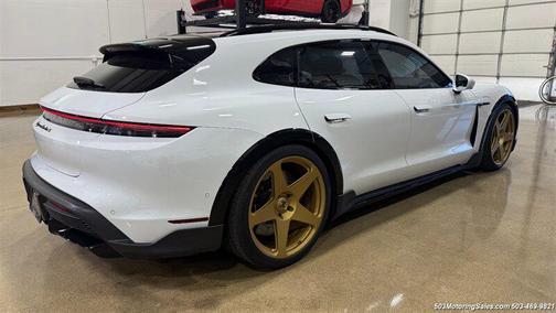 Carrara White Metallic 2022 Porsche Taycan Turbo S