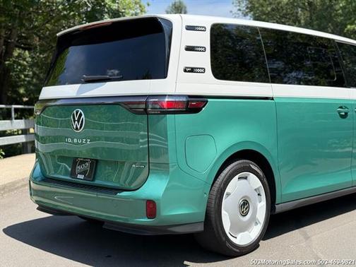 2025 Volkswagen ID. Buzz 1st Edition with 4MOTION