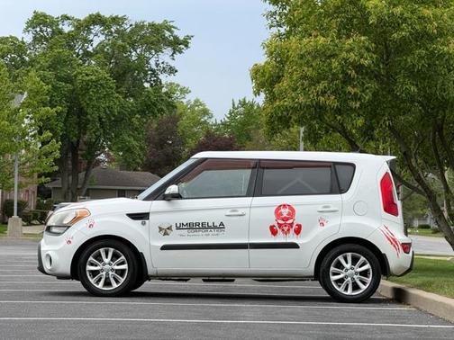 Clear White 2013 Kia Soul +
