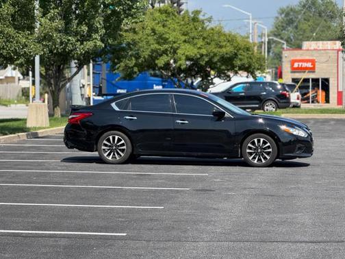 2017 Nissan Altima 2.5 SV