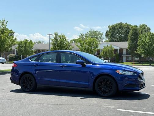 2015 Ford Fusion S