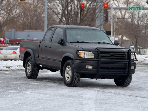 2000 Toyota Tundra SR5