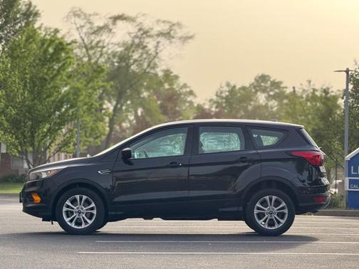 2019 Ford Escape S