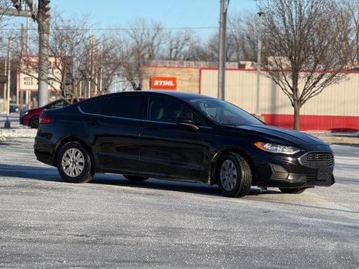 2019 Ford Fusion S