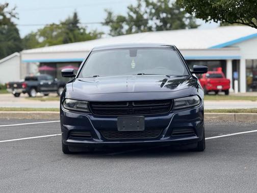 2016 Dodge Charger SE
