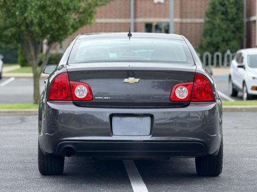 2011 Chevrolet Malibu LS