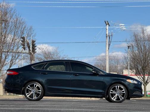 2014 Ford Fusion SE
