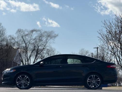 2014 Ford Fusion SE