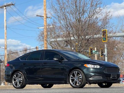 2014 Ford Fusion SE
