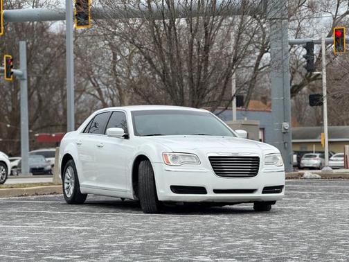 2014 Chrysler 300 S