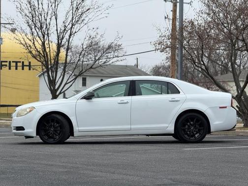 2011 Chevrolet Malibu LS