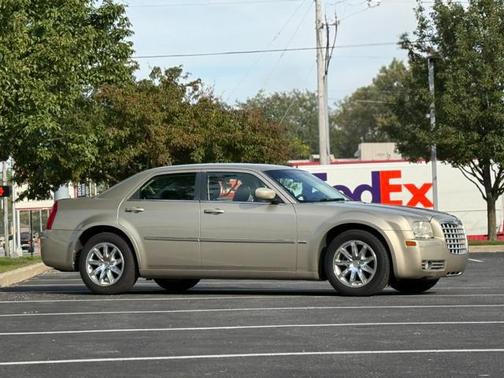2009 Chrysler 300 Touring/Signature/Executive Series