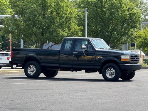 1997 Ford F-250 XL SuperCab H/D