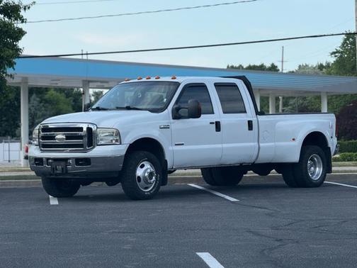 2005 Ford F-350 Lariat