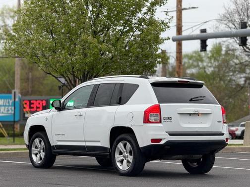2011 Jeep Compass Sport