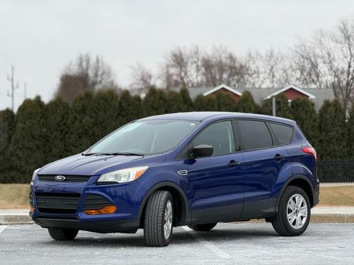 2014 Ford Escape S