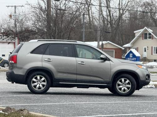 2013 Kia Sorento LX